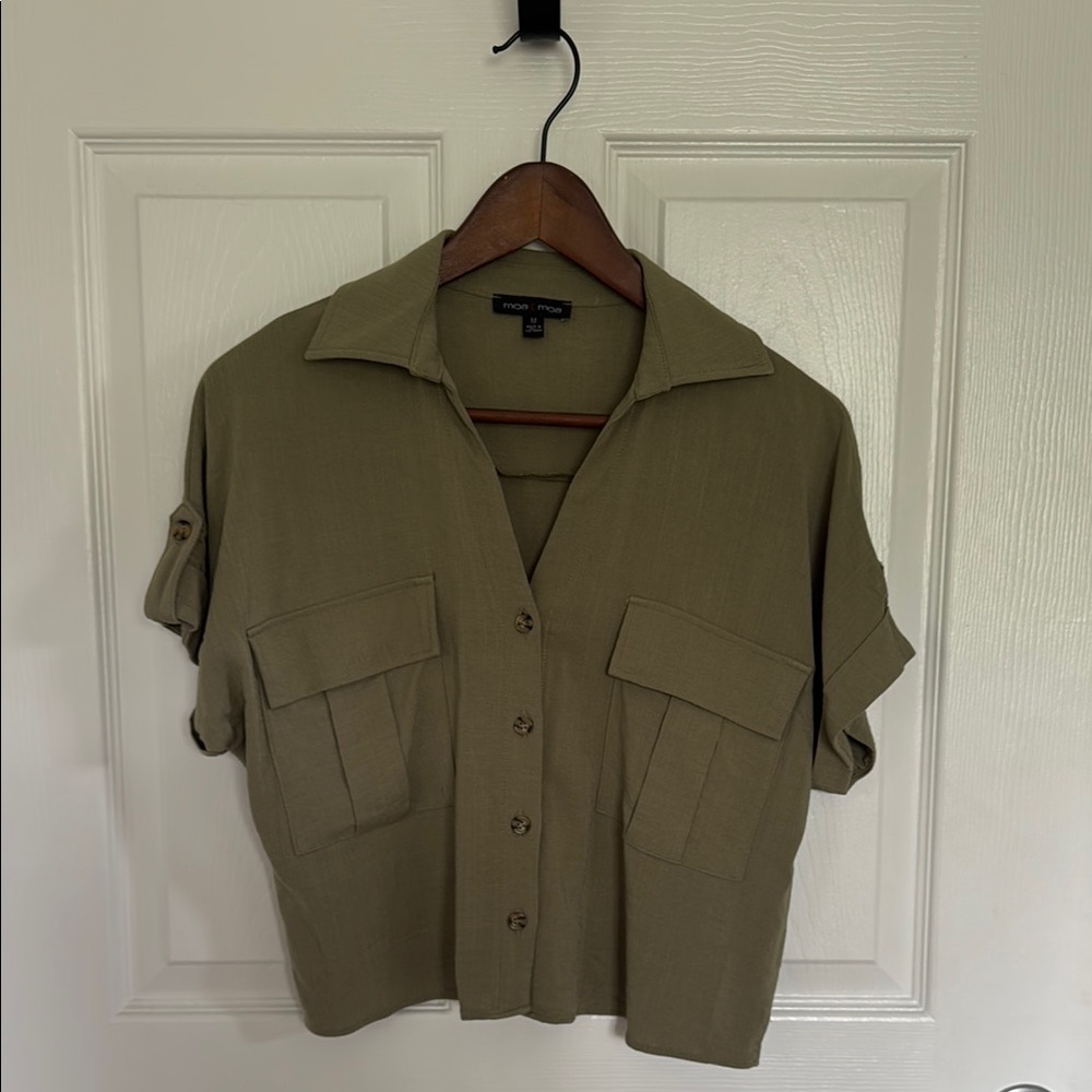Moa Moa Green Boxy Crop Button Down
